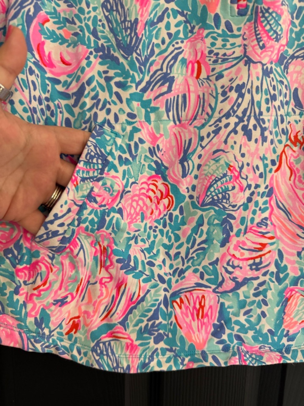 Lilly Pulitzer UPF 50+ Skipper Popover Pink Coral and Aqua Shell-Print - Picture 3 of 9